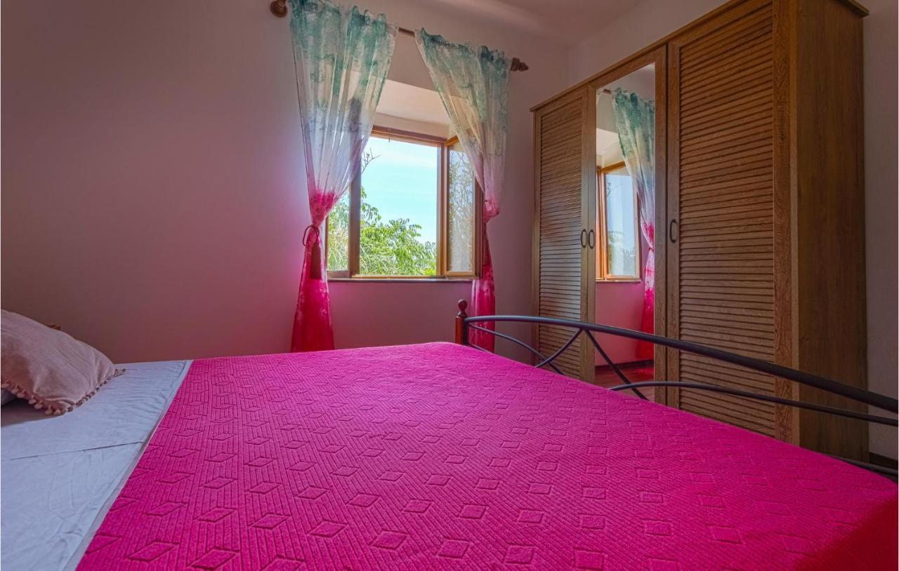 Awesome Home In Zaglav With Wifi Ngoại thất bức ảnh