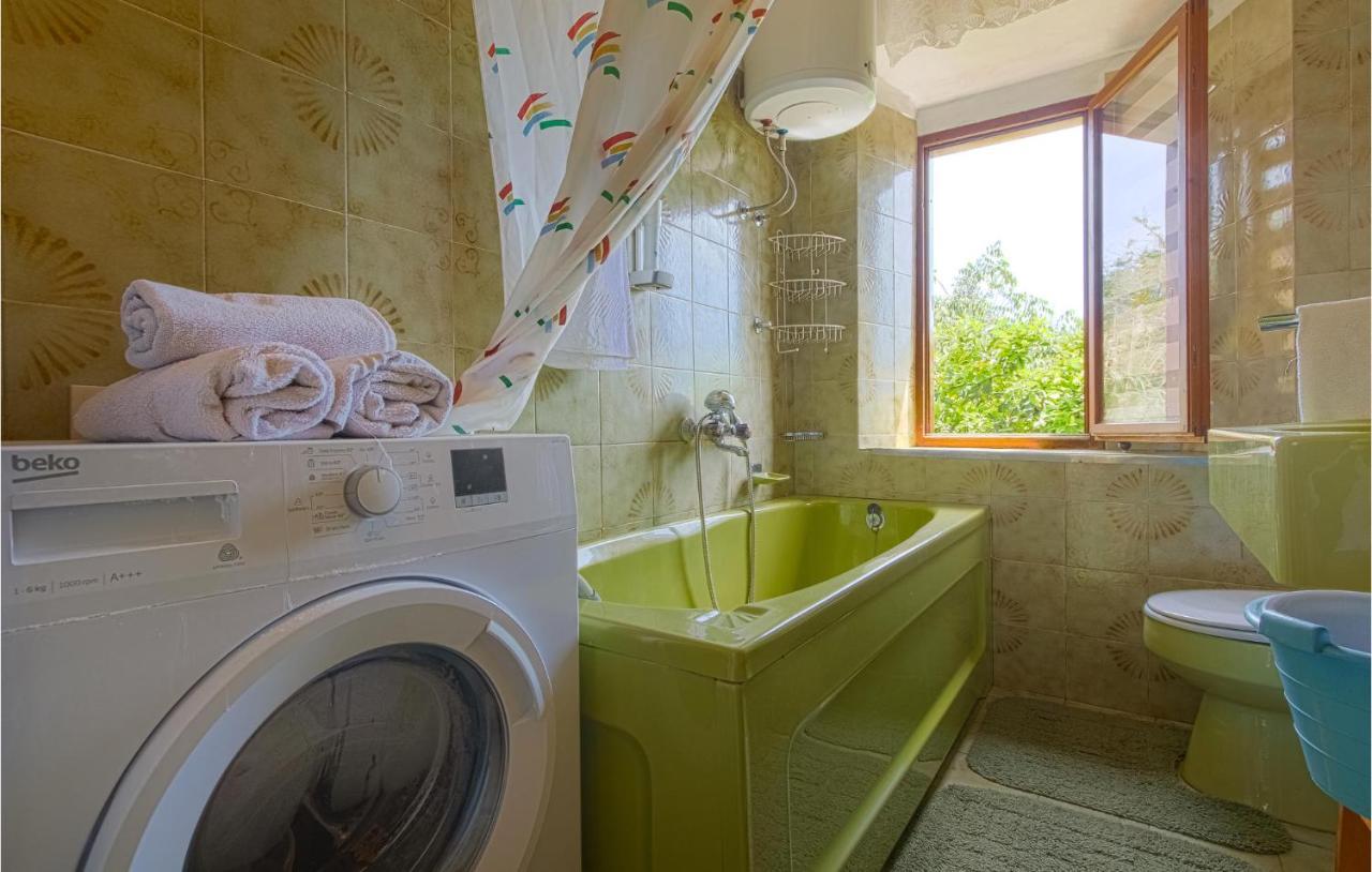 Awesome Home In Zaglav With Wifi Ngoại thất bức ảnh
